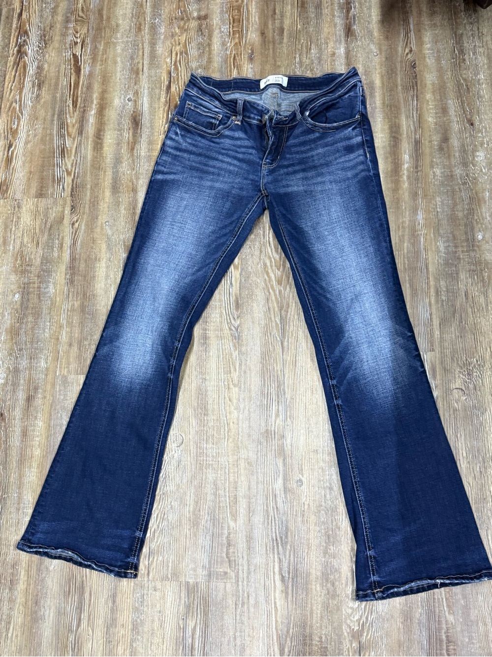 Women's Dark Blue Bootcut Slim Fit Low Rise Jeans 29 x 31 1/2